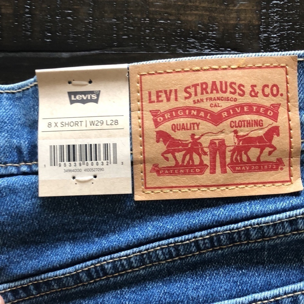 NWT Levi’s Wedgie Straight Leg High Waisted Denim Cropped Short Stretch Size 29 - Picture 8 of 14